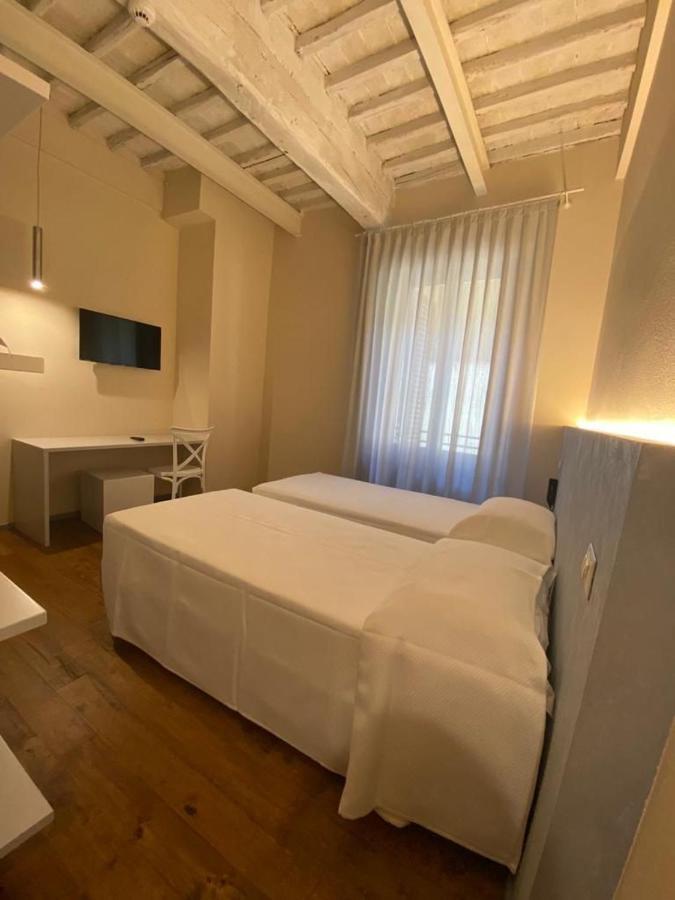 Albergo Roma Buonconvento Kültér fotó